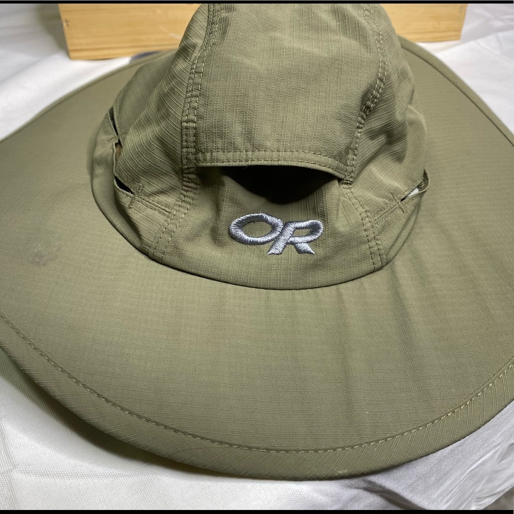Outdoor Research hiking/garden hat.